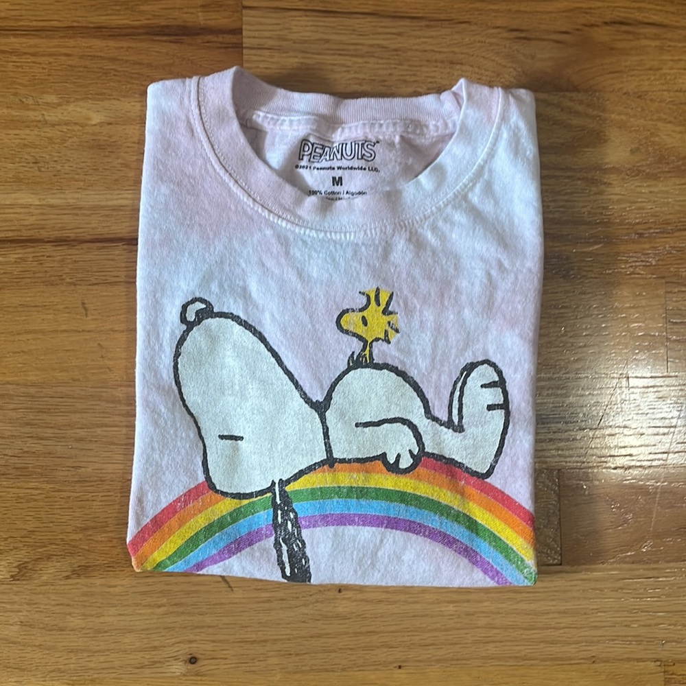 Peanuts distressed cropped tee